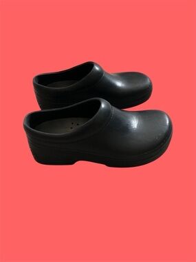Non-Slip Women’s Work Klog